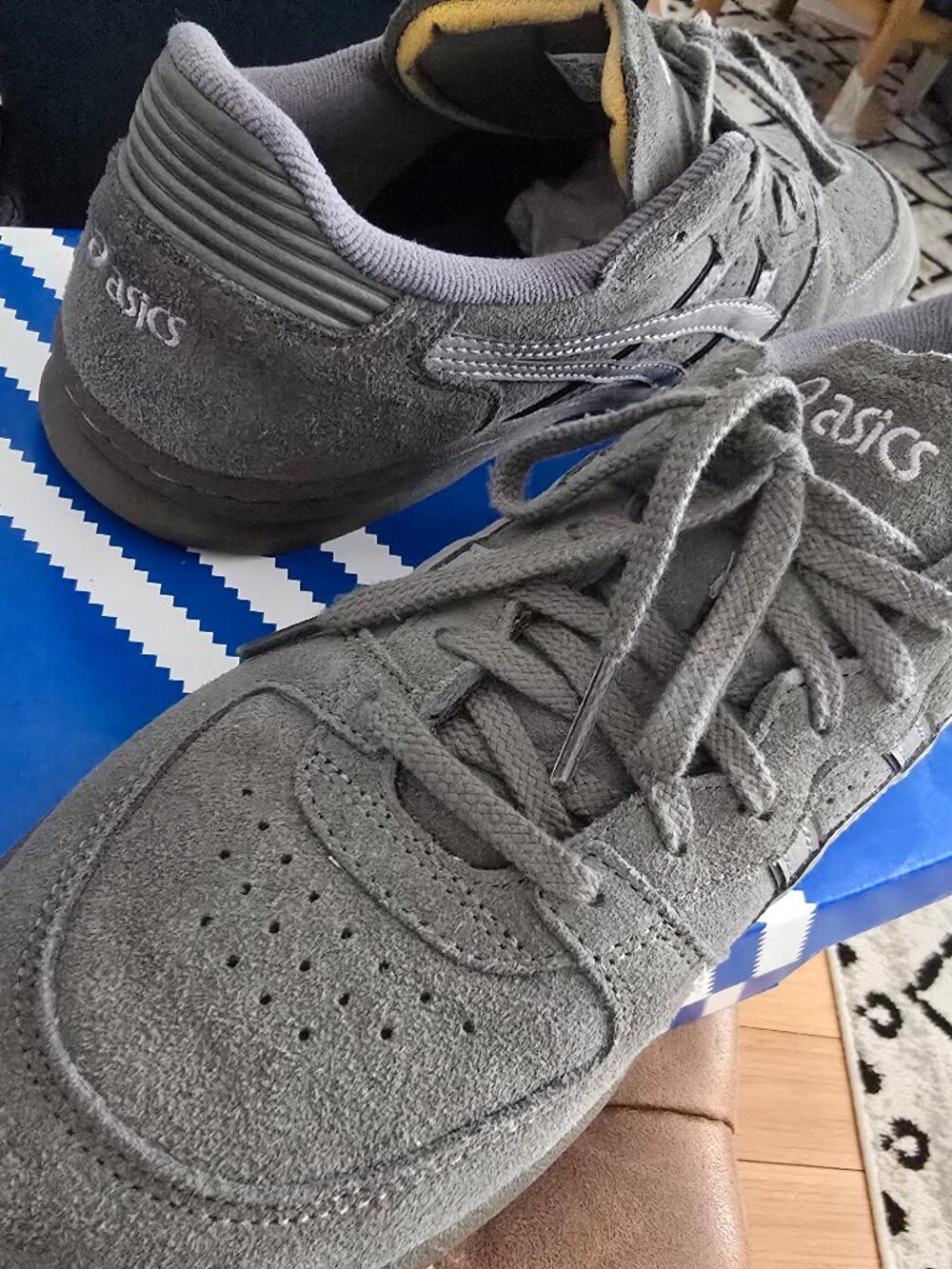 Asics Skyhand OG Truffle Grey Suede Sz 8.5 Mens | 10 womens